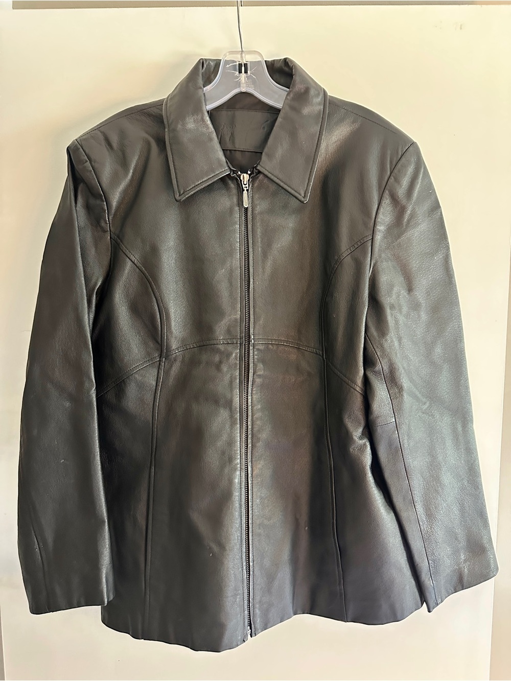 Jacqueline Ferrar Classic Black Leather Zip-Front Women's Jacket